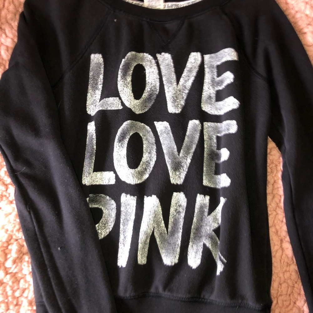 🛑RESERVED🛑 🖤 VS PINK Crewneck 🖤